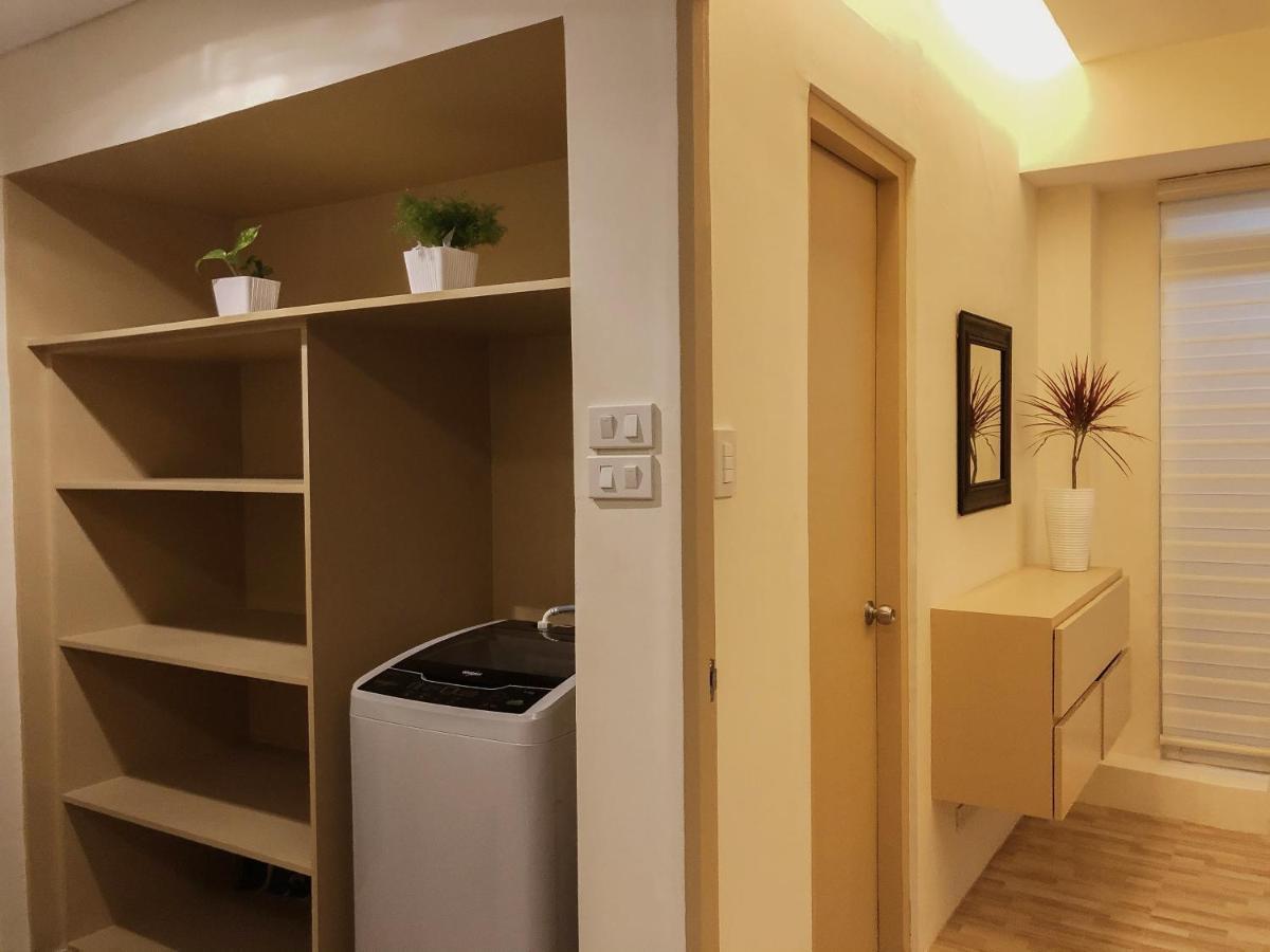 Hotel Ambiance, Spacious 2-Bedroom Condo In Qc Manila Zewnętrze zdjęcie